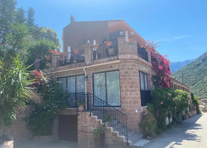 Petit Cocon Pres Des Calanques De Piana Porto (Corsica)